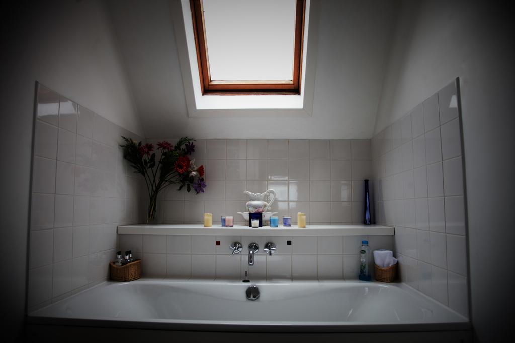 הוילה סטרת'ייר Airlie House Self Catering מראה חיצוני תמונה