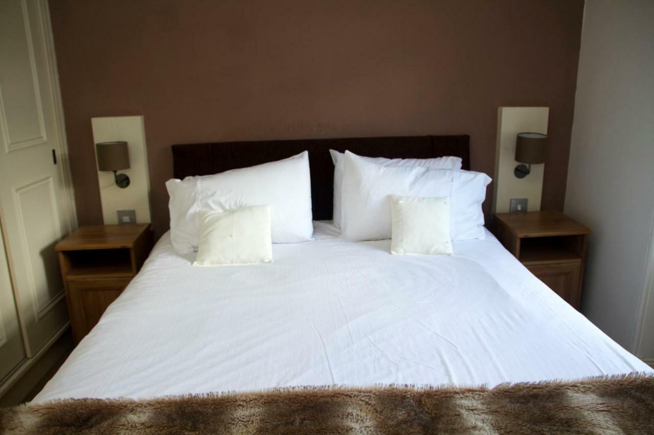 הוילה סטרת'ייר Airlie House Self Catering מראה חיצוני תמונה