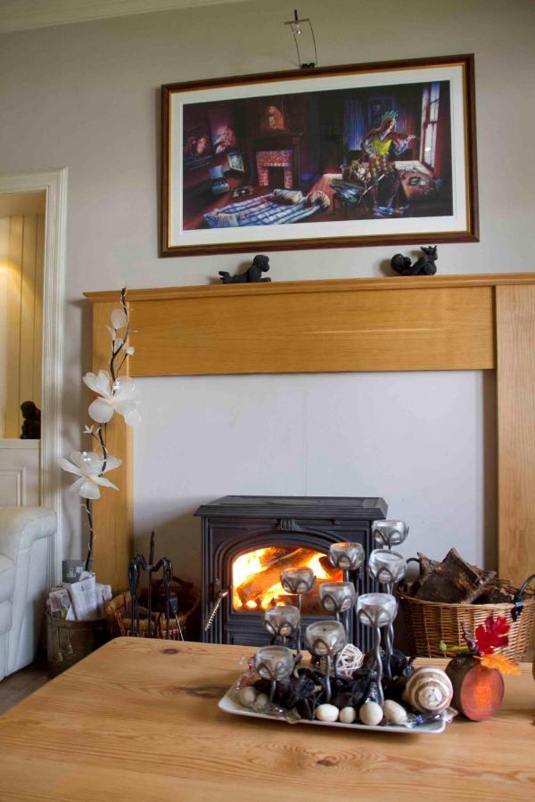 הוילה סטרת'ייר Airlie House Self Catering מראה חיצוני תמונה